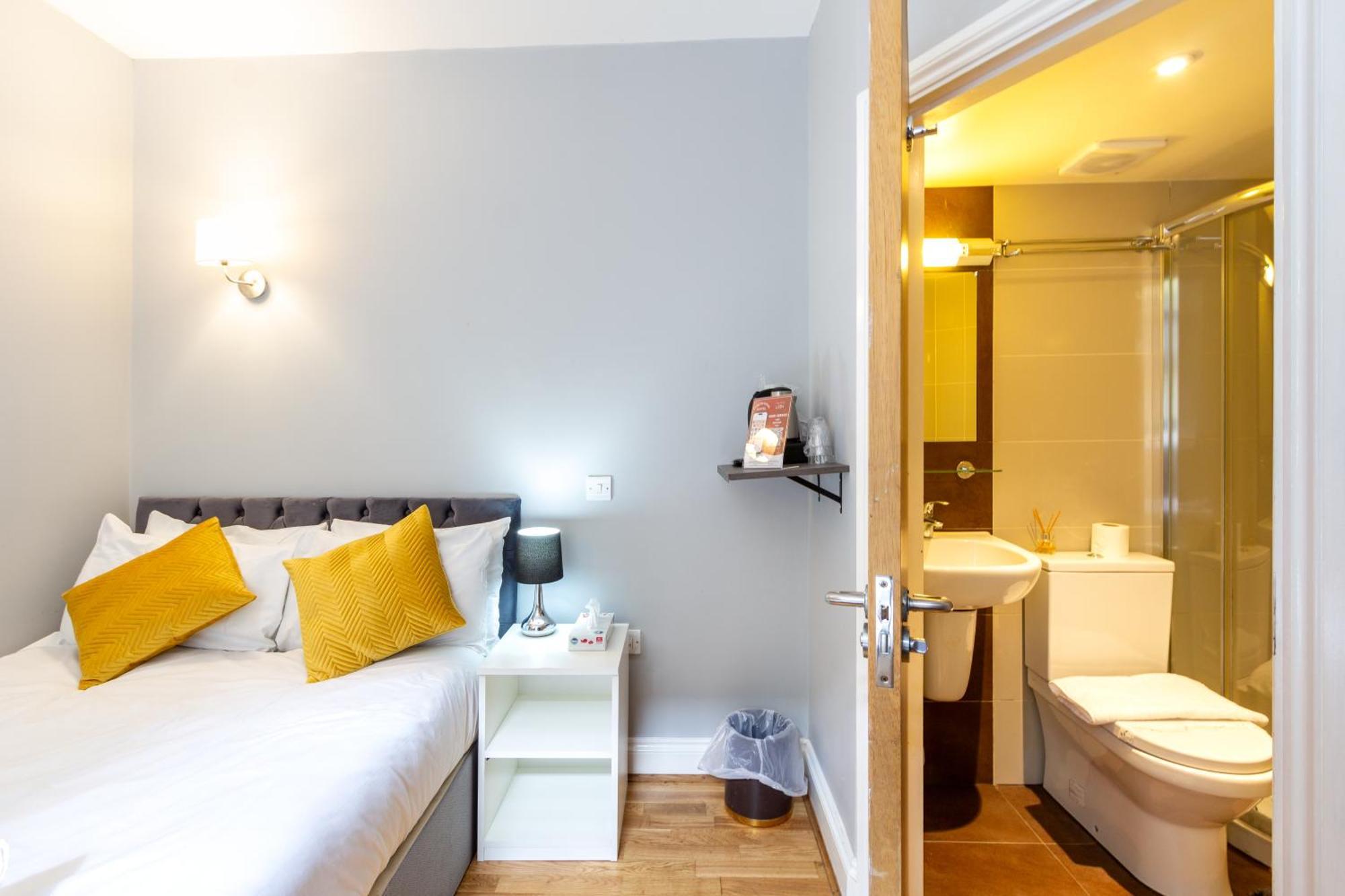 Coronation Hotel ロンドン エクステリア 写真