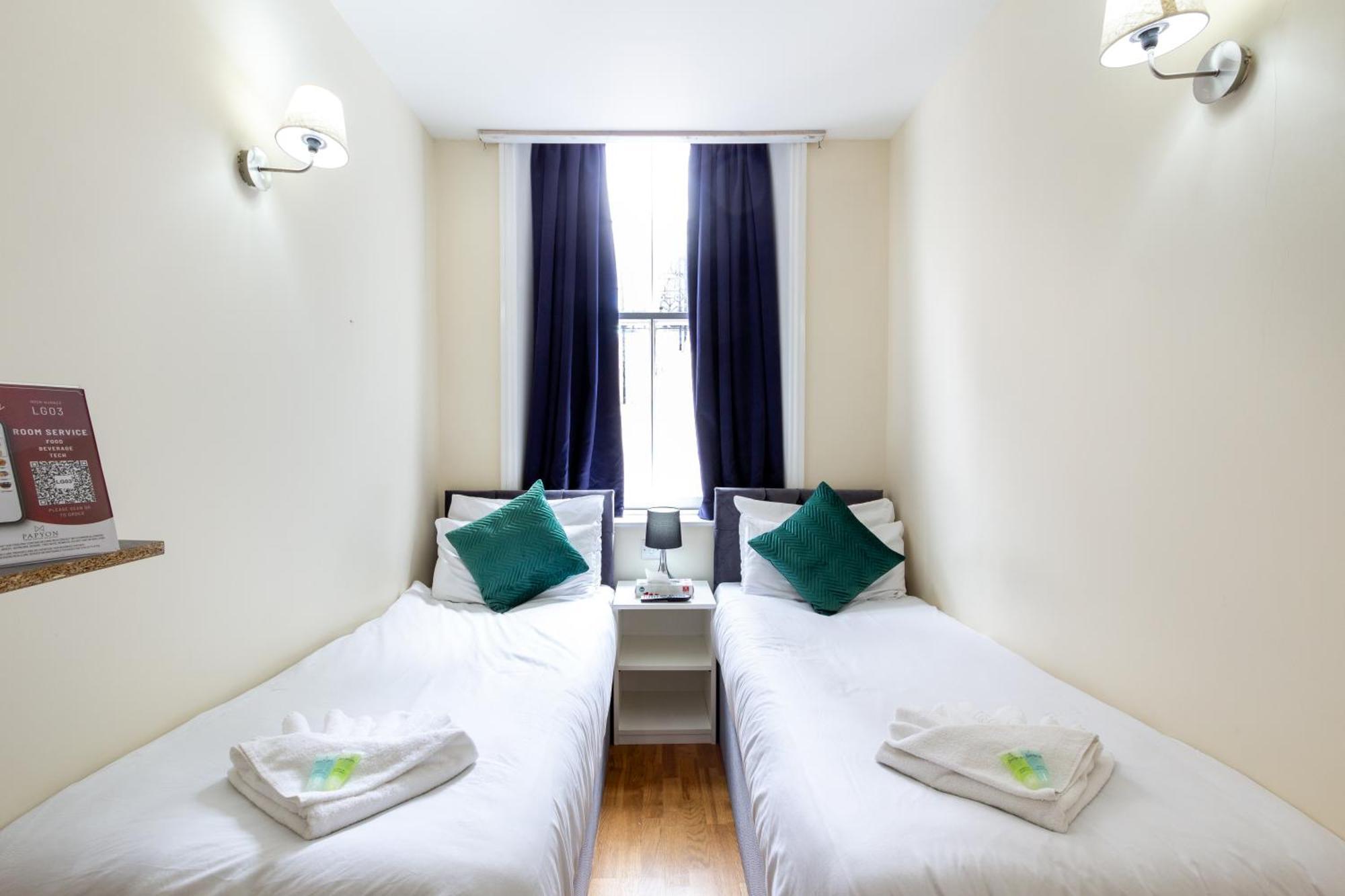 Coronation Hotel ロンドン エクステリア 写真