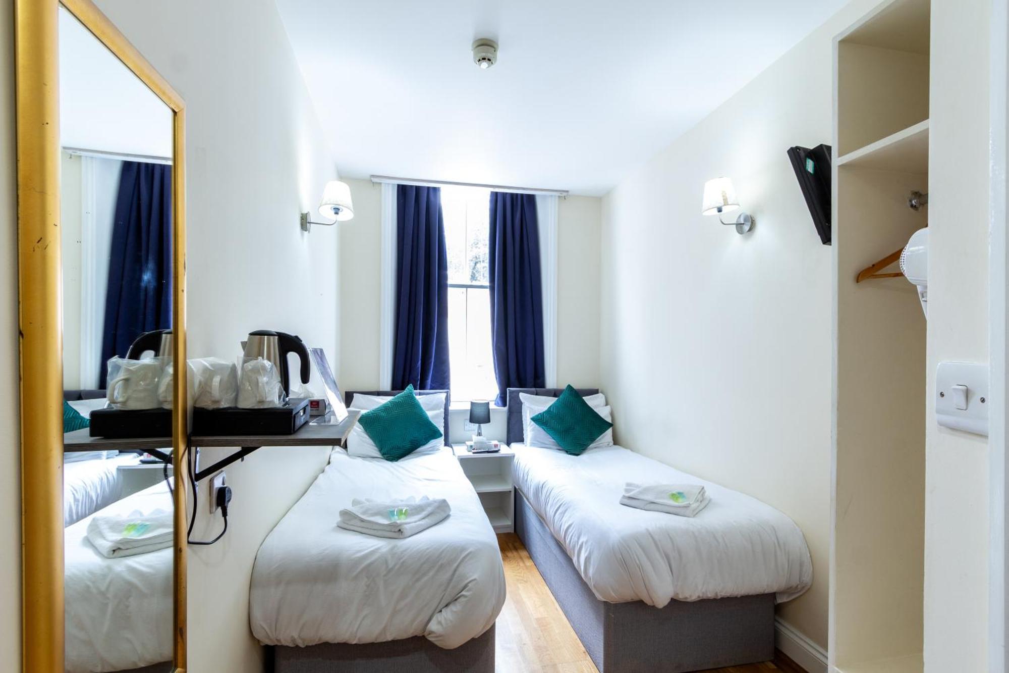 Coronation Hotel ロンドン エクステリア 写真